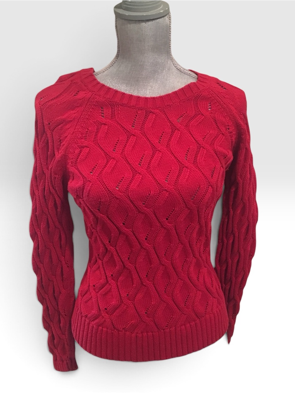 Petite Sophisticate red cable knit sweater - Picture 2 of 4